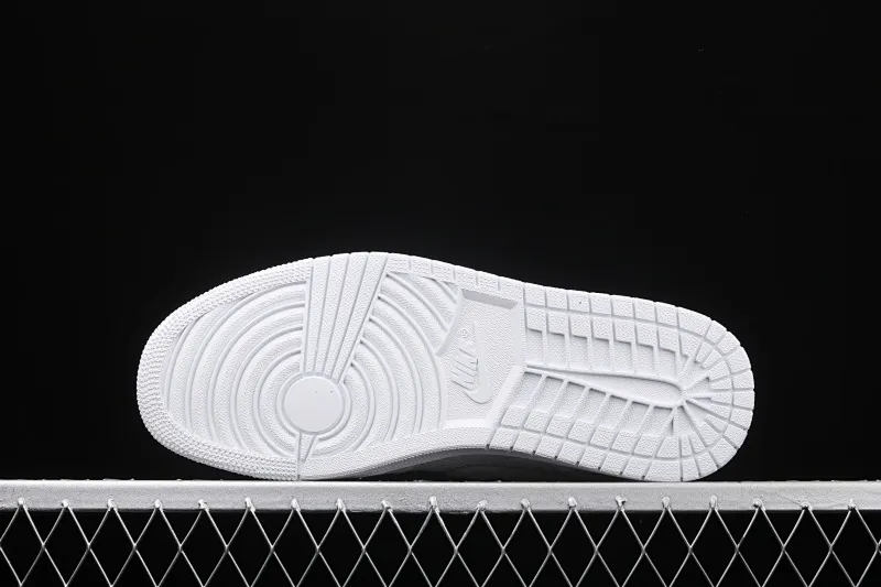 All categories Air Jordan Jordan series basketball shoes Air Jordan 1 Mid Air Jordan 1 Mid AJ1 Joe 1 sea salt fluorescent green CV3018-001